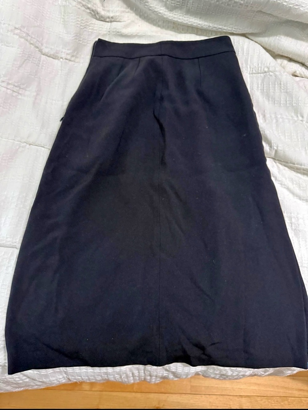 Aritzia Babaton Classic Black A-Line Women's Skirt